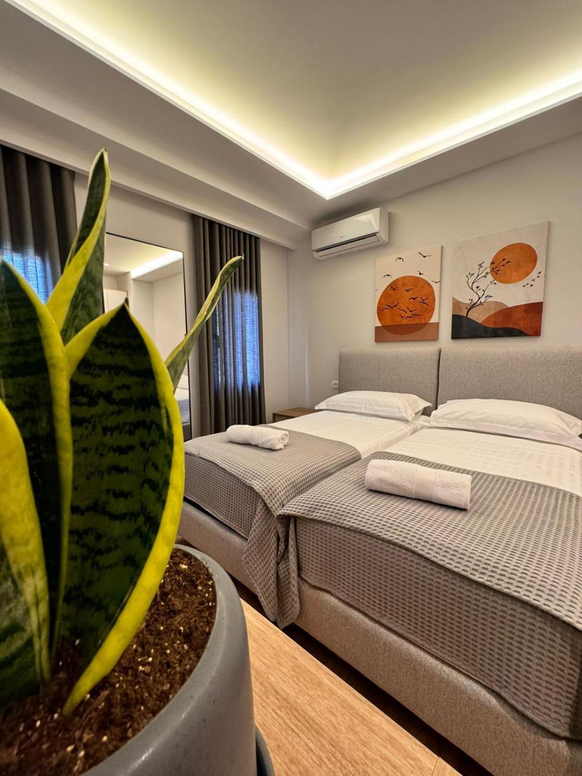 Izi Boutique Apartment Тирана Екстериор снимка