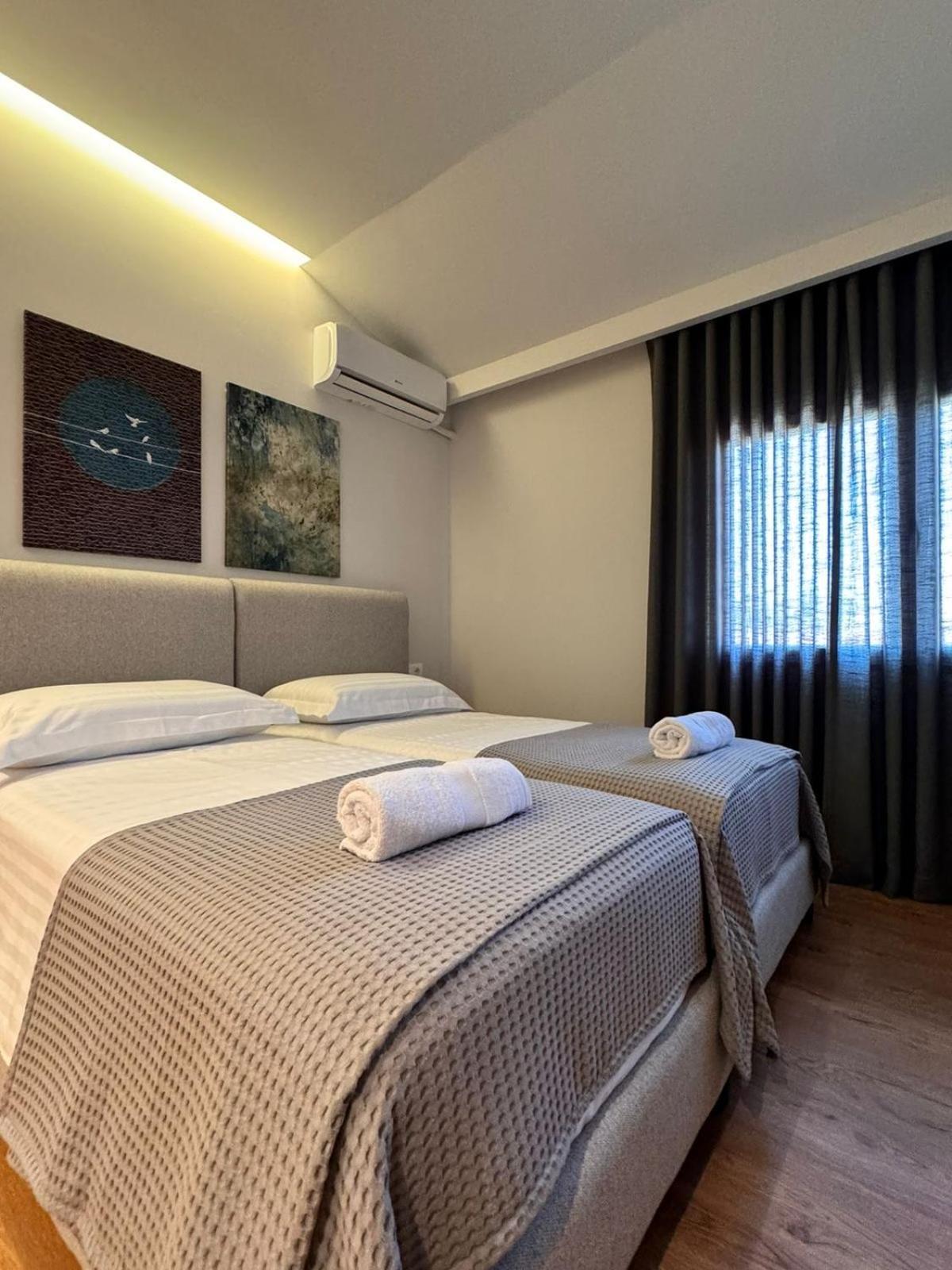 Izi Boutique Apartment Тирана Екстериор снимка
